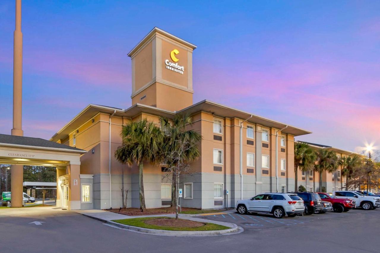 Comfort Inn & Suites Airport Convention Center North Charleston Bagian luar foto